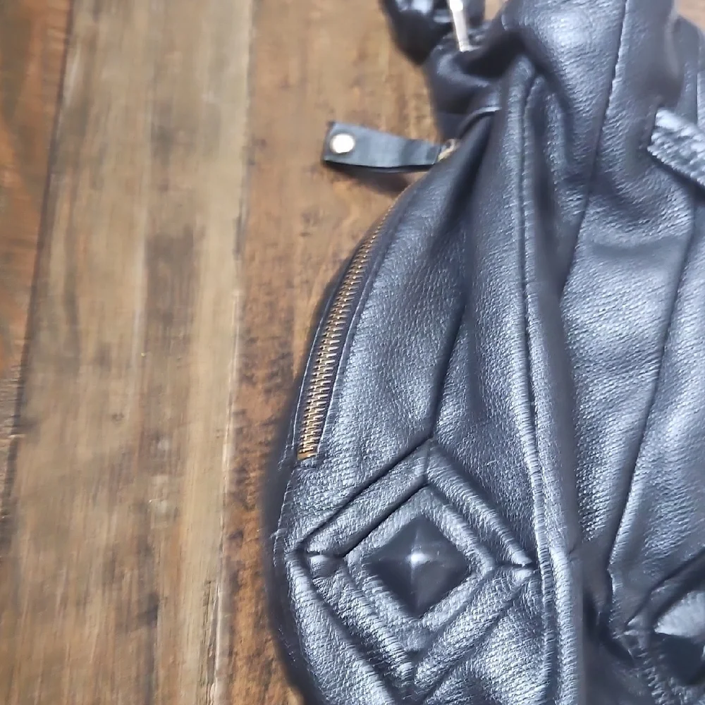 Elliott Lucca Luxury Quality‎ Chic Black Genuine Leather Hobo Draw String Bag